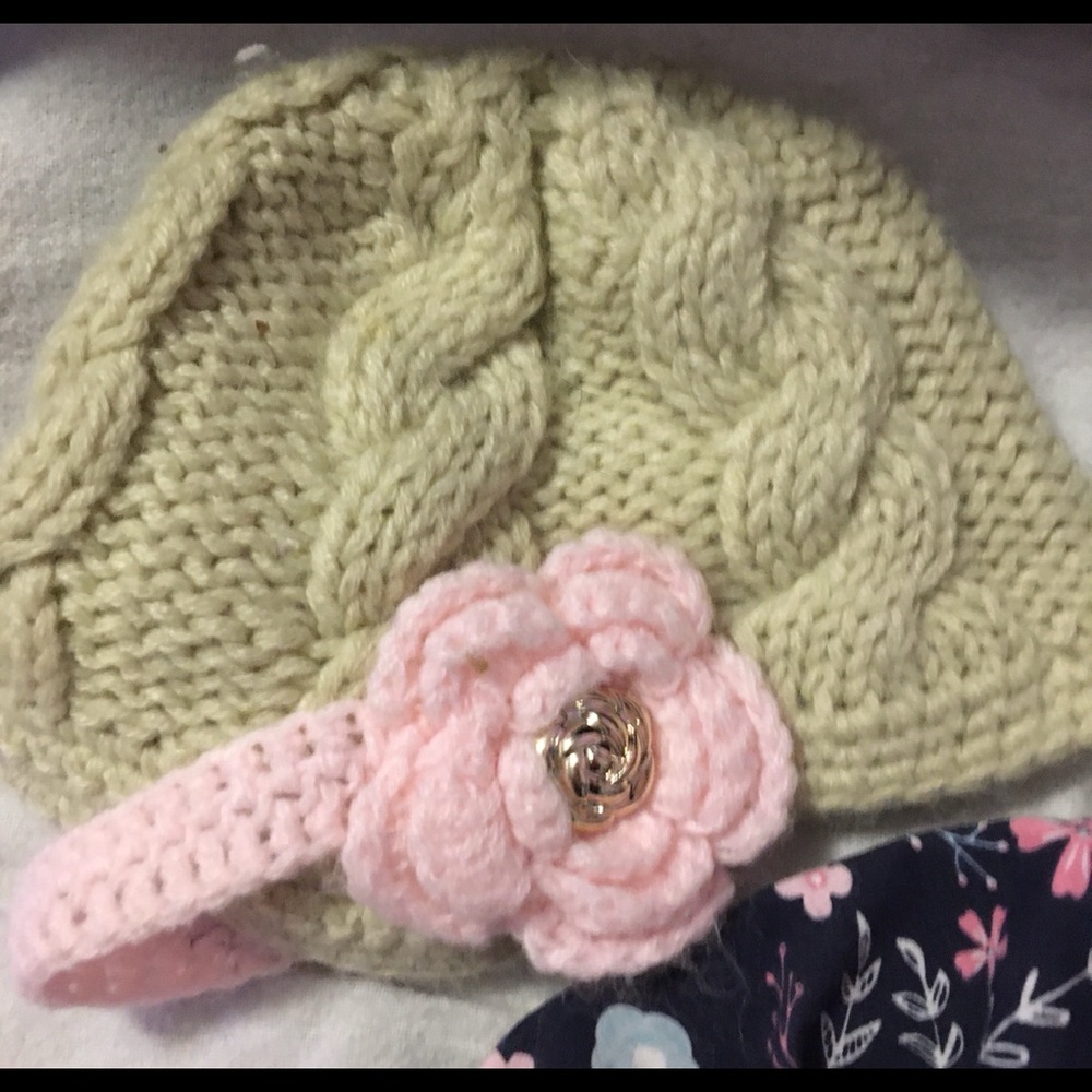 Infant hat bundle - Picture 3 of 4